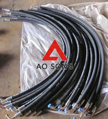 挖掘機(jī)液壓油管不干凈會(huì)引發(fā)哪些問題？