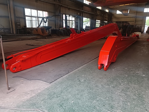 挖掘機(jī)加長(zhǎng)臂改裝