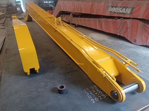 挖掘機(jī)加長臂改裝