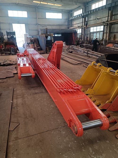 挖機(jī)改裝加長(zhǎng)臂