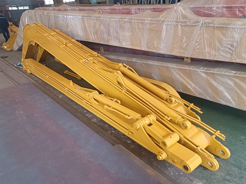 挖掘機(jī)加長臂改裝定做